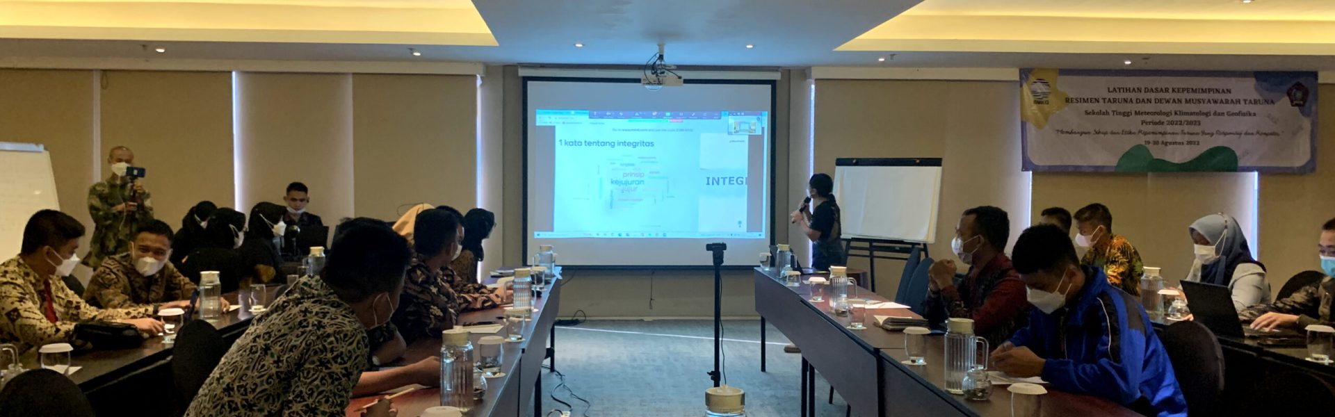 IMG_2230 (1) IMG_2230 (1)